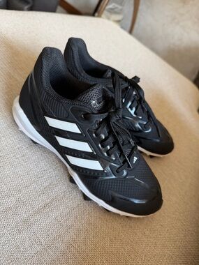 adidas Youth Black Baseball Cleats with White Stripes Sz 3 Youth